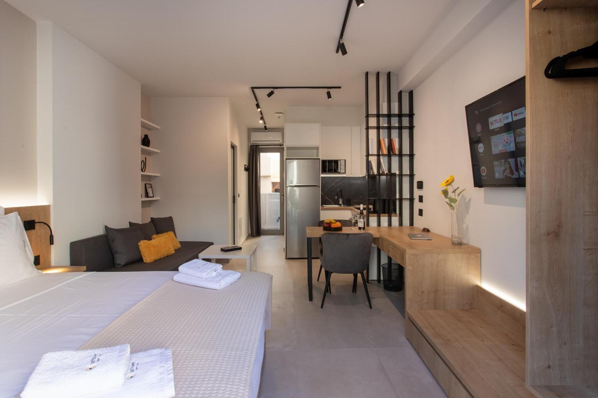 Sunflower Smartliving Suites Heraklion  Bagian luar foto