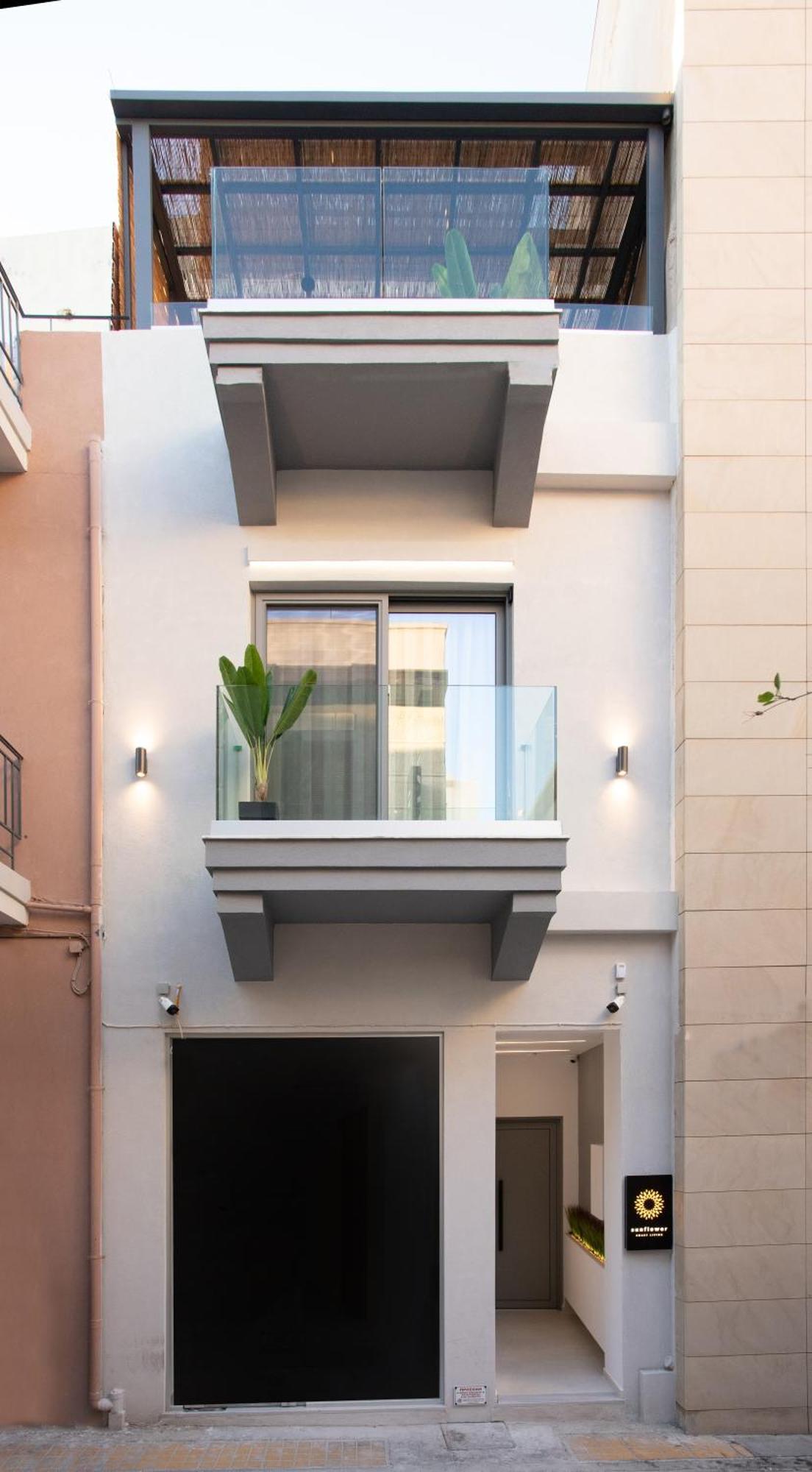 Sunflower Smartliving Suites Heraklion  Bagian luar foto