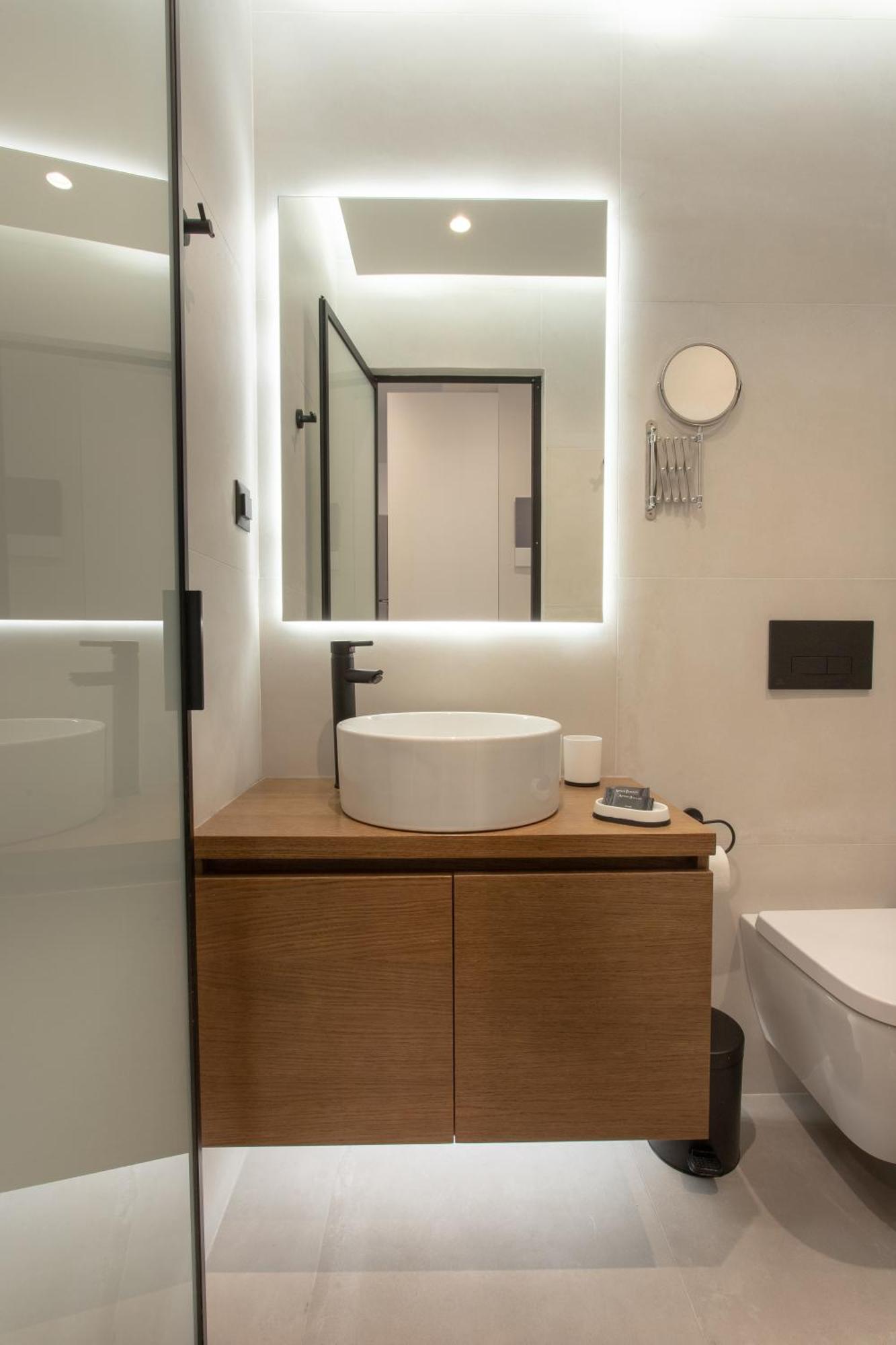 Sunflower Smartliving Suites Heraklion  Bagian luar foto